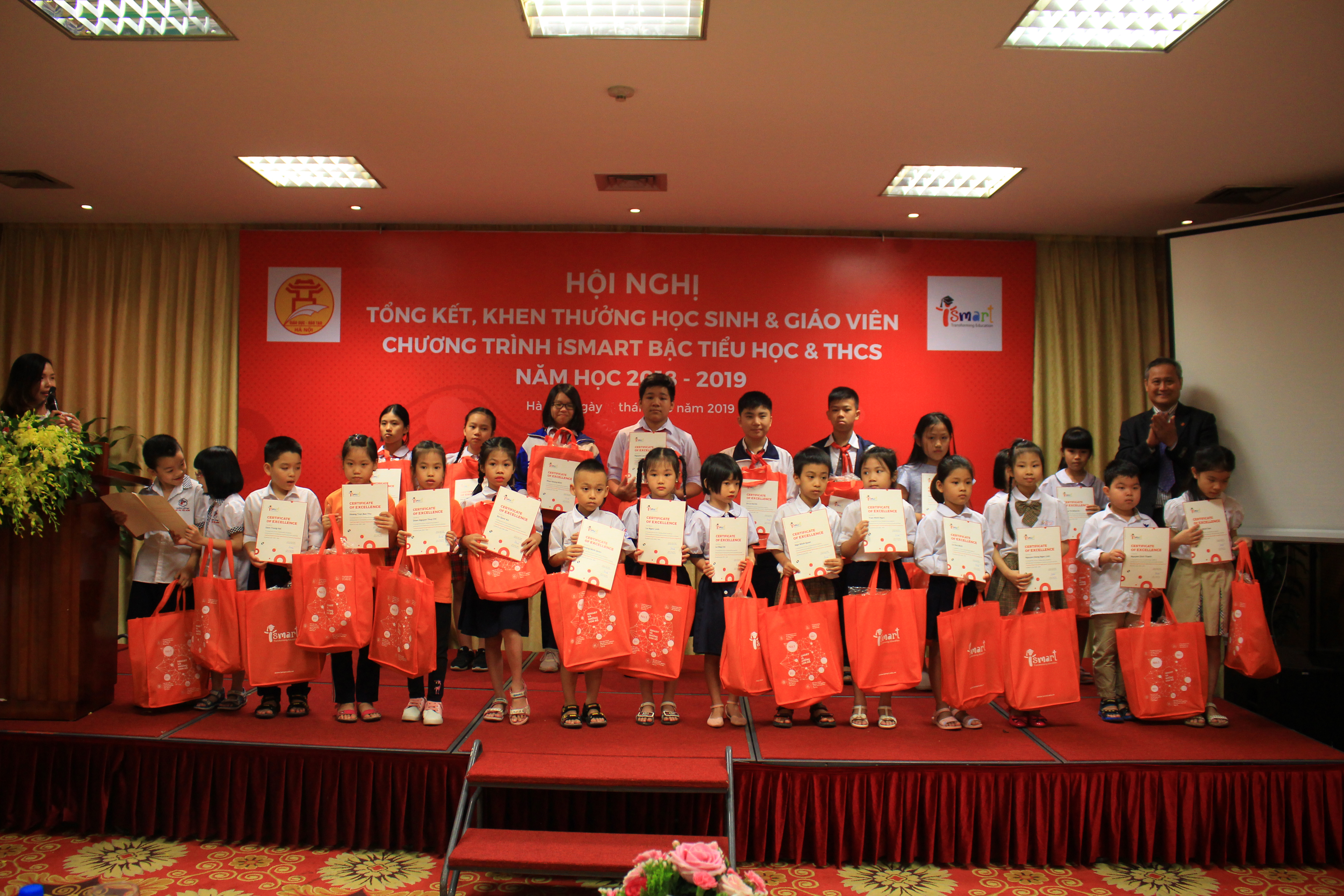 74% học sinh tiểu học theo chương trình iSMART đạt học lực khá và giỏi